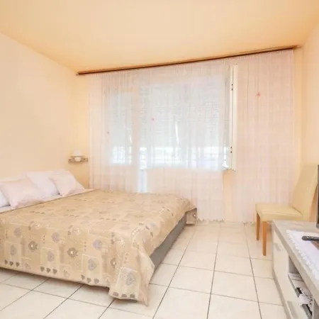 Fuer 4 Personen Ca 56 Qm In Pula, Istrien Istrische Riviera Apartment